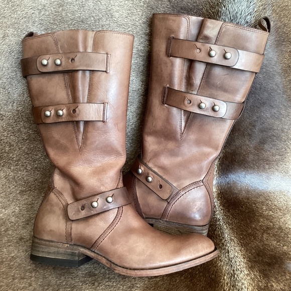 Lucchese Shoes - Spirit Lucchese Boot Co Mid Height Wrap Detail Leather Boots